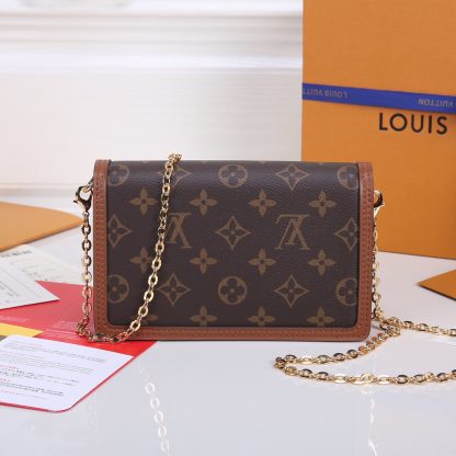 Louis Vuitton Dauphine Chain Bag - Image 3