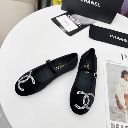Chanel Spring/Summer Dance Shoes Collection Black Hot Brick Loafers - Image 3