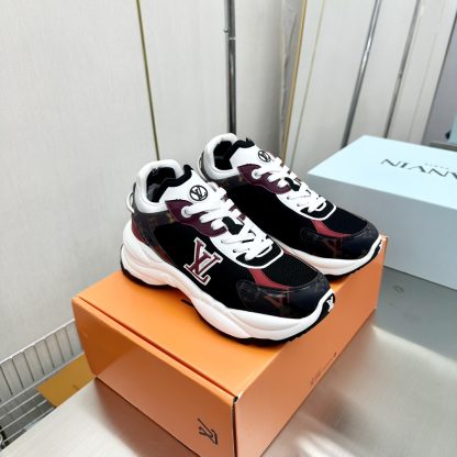 Louis Vuitton Run 55 sneakers - Image 2