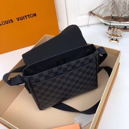 Louis Vuitton DISTRICT Small Bag - Image 3