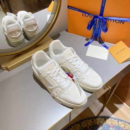 Louis Vuitton's popular skateboard shoes - Image 3
