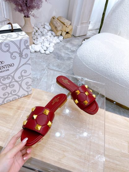 VALENTINO hot rivet element luxury slippers - Image 4