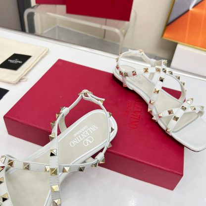 VALENTINO simple and versatile rivet element fashionable flat sandals - Image 3