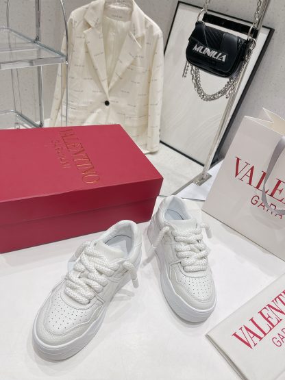 VALENTINO Thick-soled casual sneakers - Image 3