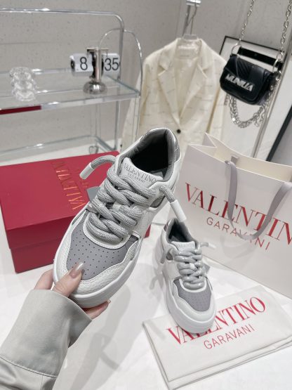 VALENTINO Thick-soled casual sneakers - Image 3