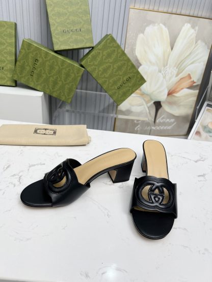 Gucci Interlocking G slide sandals - Image 3