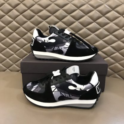 VALENTINO classic camouflage pattern sneakers - Image 3