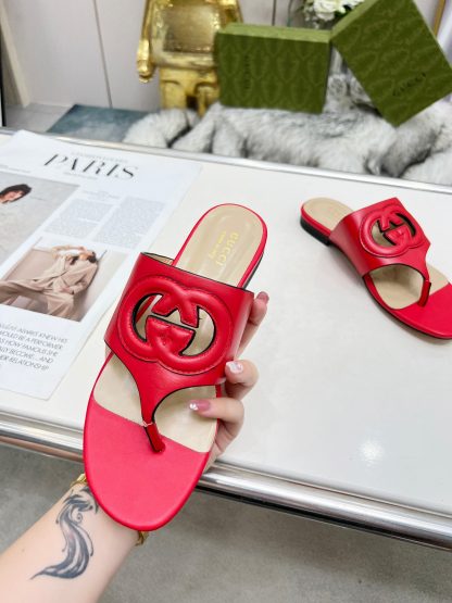Gucci flip flops - Image 4