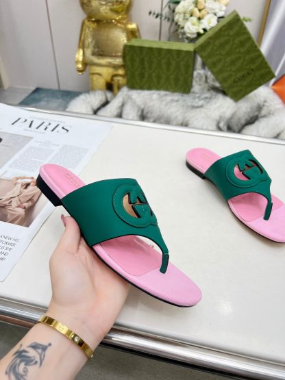 Gucci flip flops - Image 3