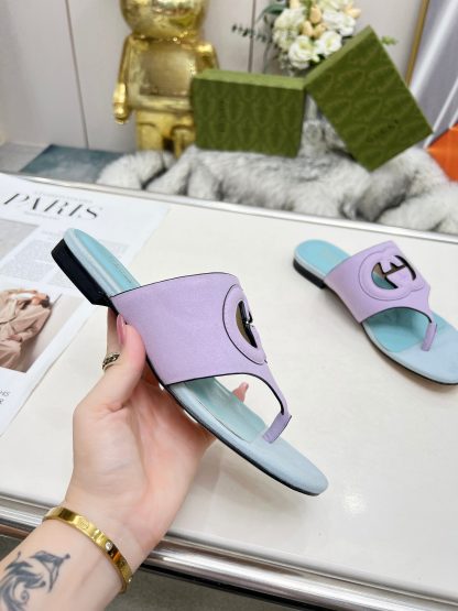 Gucci flip flops - Image 4
