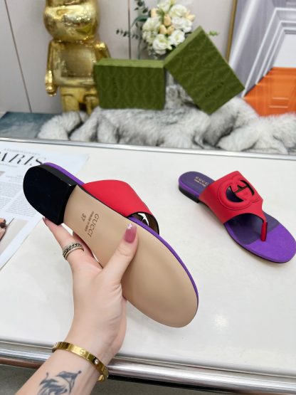 Gucci flip flops - Image 4