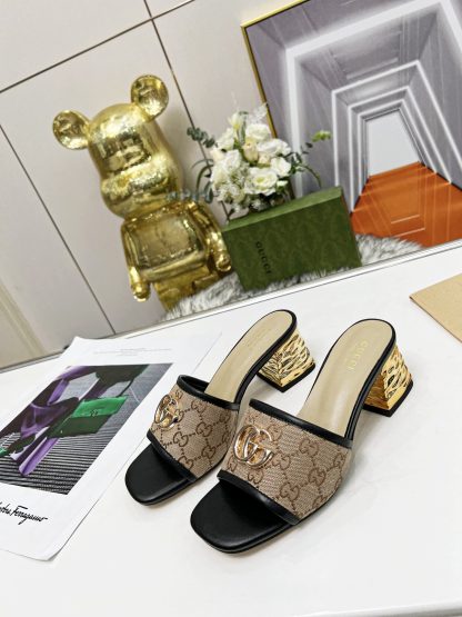 Gucci classic buckle slippers - Image 3