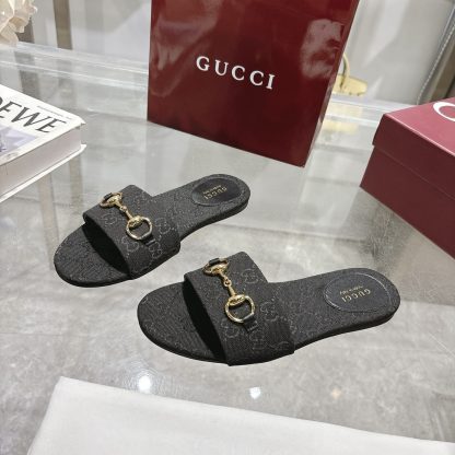 Gucci Horsebit Women's Beach Sandals - Image 3