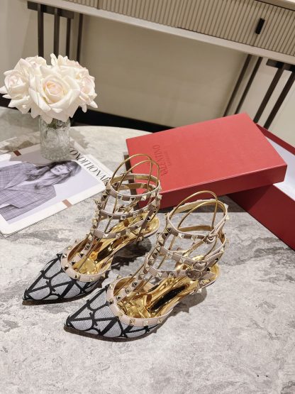 VALENTINO classic gold rivet temperament high heels