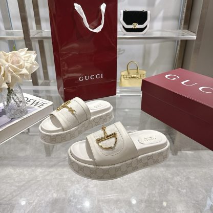 Gucci women's platform sandals - Image 3