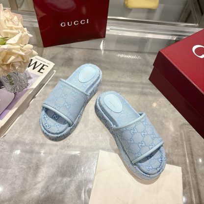 Gucci Women's New GG Platform Slide Sandals - Image 3