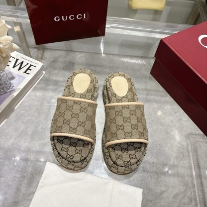 Gucci Women's New GG Platform Slide Sandals - Image 3