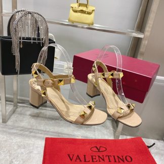 VALENTINO Temperament rivet sandals high heels