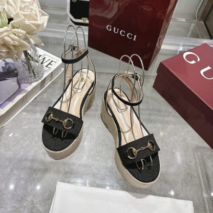 Gucci Women's Horsebit Flat Mid-Heel Platform Sandals - Image 2