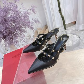 VALENTINO luxury rivet element temperament sandals high heels