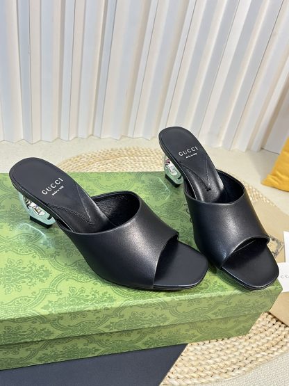 Gucci Double G round heel sandals - Image 3