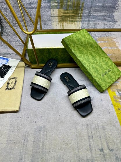 Gucci's latest hot-selling slippers - Image 4