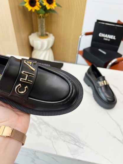 Chanel autumn and winter black shiny light and comfortable loafers thick sole 6cm - Image 3