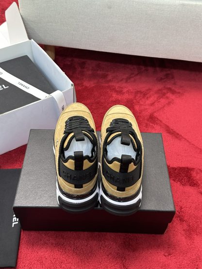 Chanel unisex couple earth color mix and match classic casual sneakers - Image 3