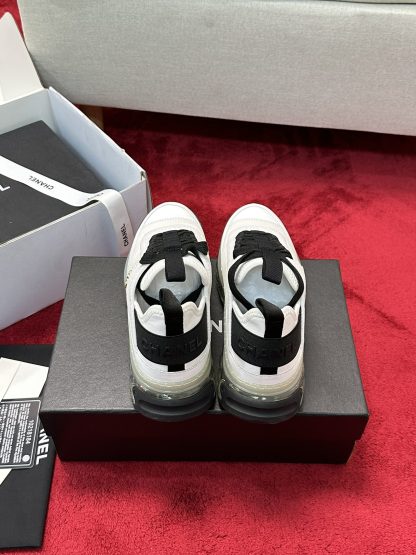 Chanel men's and women's couple's white and black mixed craft embroidery style versatile casual sports shoes - Image 2