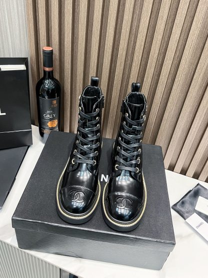 Chanel Paris catwalk new comfortable leg-lengthening black boots - Image 2