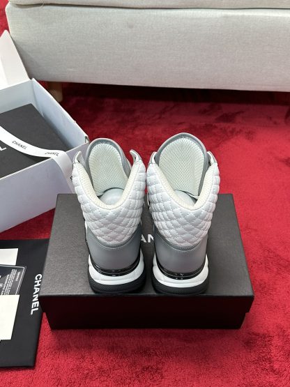 Chanel Early Autumn New Diamond Panda White and Gray Sneakers - Image 2