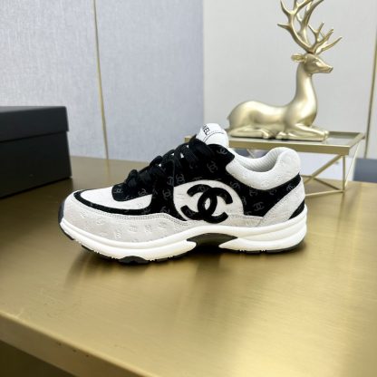 Chanel classic gray and black versatile casual sneakers - Image 3