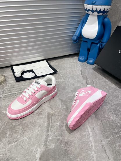 Chanel Spring and Summer Ultra High Quality Light Pink Fashionable Casual Sports Sneakers - Image 3