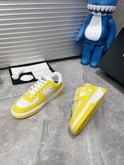 Chanel Spring and Summer Ultra High Quality Yellow Fashionable Casual Sports Sneakers - Image 3