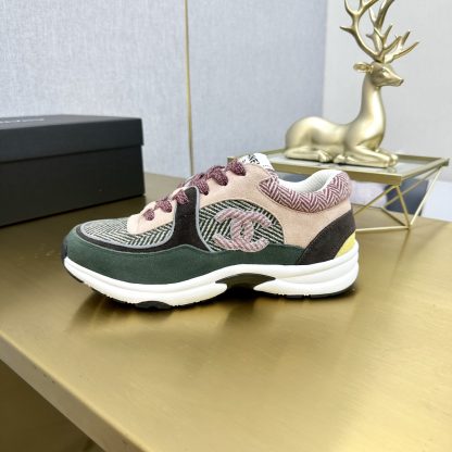 Chanel Classic Fashion Green and Pink Casual Sneakers - Image 3