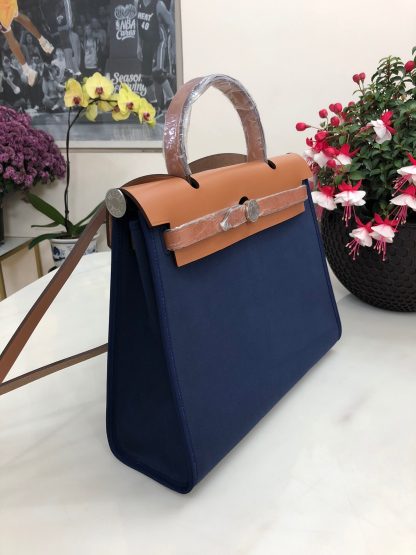 Hermes dark blue with khaki waterproof fashion casual crossbody bag unisex 31cm - Image 3
