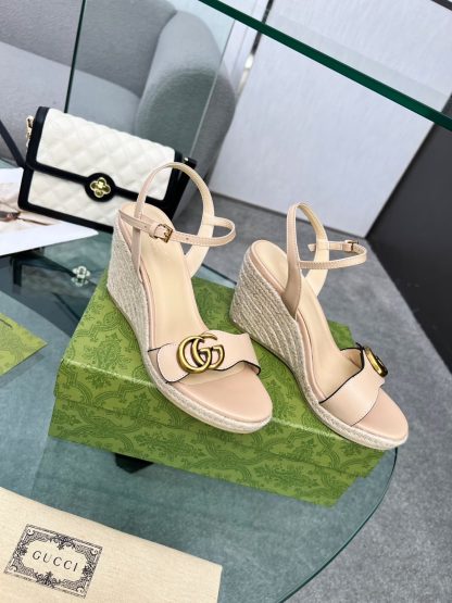 Gucci Straw Platform Sandals - Image 3