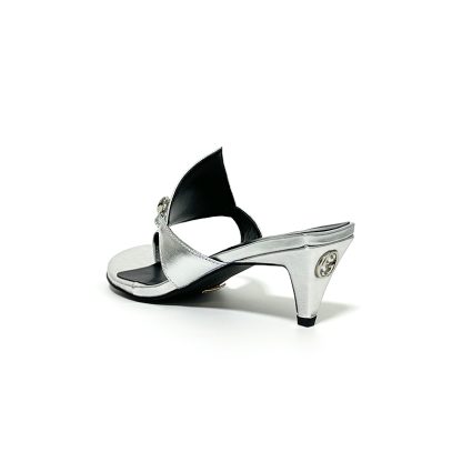 Gucci Spring and Summer Square Toe Flip Flops Classic Buckle Series - Image 3