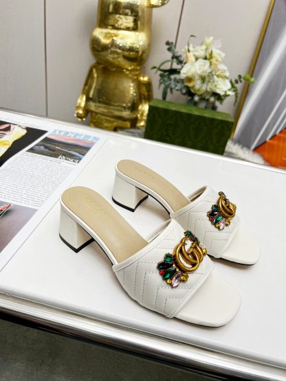 Gucci spring and summer new GG rhinestone buckle round toe thick heel slippers - Image 3
