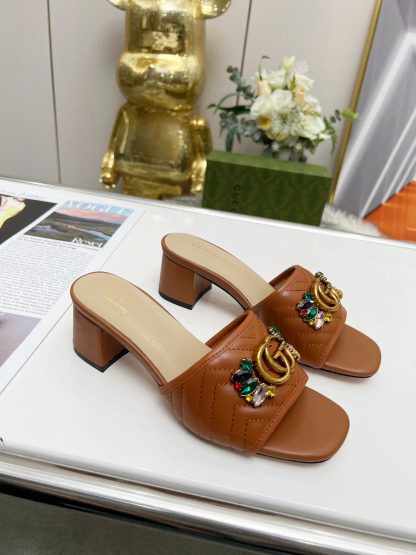 Gucci spring and summer new GG rhinestone buckle round toe thick heel slippers - Image 3