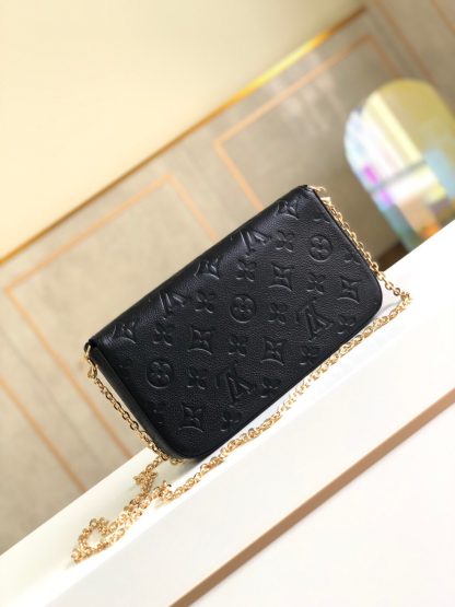Louis Vuitton m68697 dark blue leather bag - Image 3