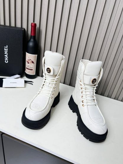 Chanel's new autumn and winter beige diamond-style bread boots - Image 3