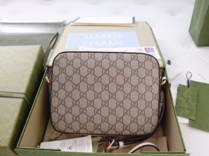 Gucci classic modern stylish crossbody bag - Image 3