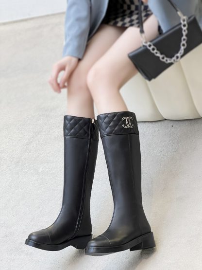 Chanel autumn and winter high-end custom catwalk classic black leather boots - Image 3