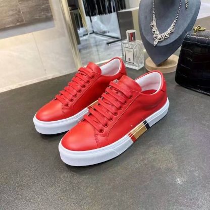 Burberry low-top sneakers - Image 3