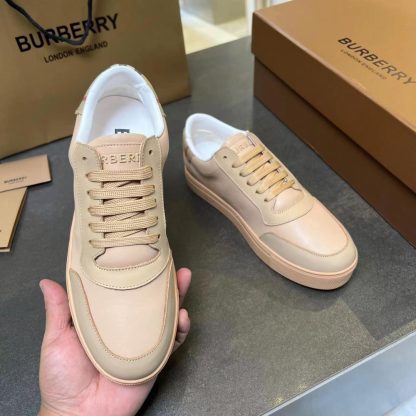 Burberry low-top sneakers - Image 2