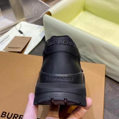 Burberry thick-soled sports shoes - Image 4