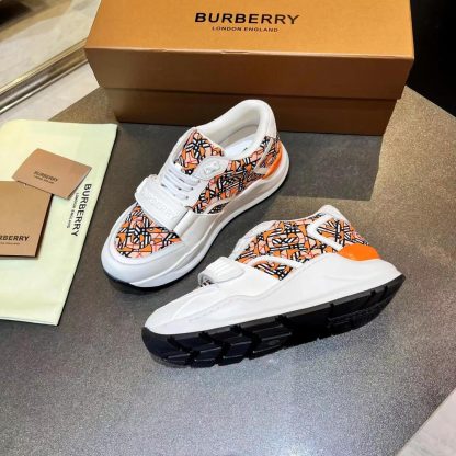 Burberry thick-soled sports shoes - Image 3