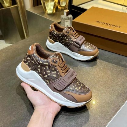 Burberry thick-soled sports shoes - Image 4