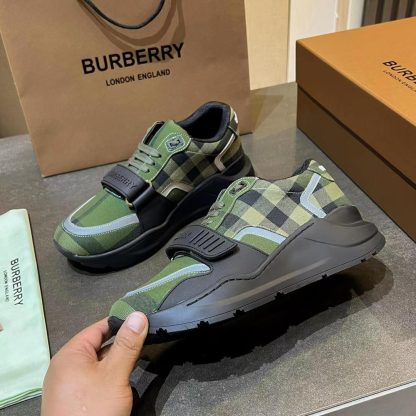 Burberry thick-soled sports shoes - Image 3